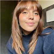 Studentessa di geologia da ripetizioni di scienze naturali